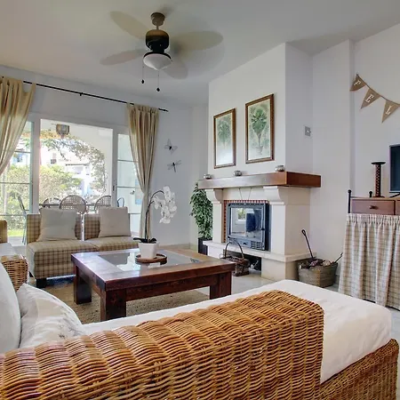 Apartment Las Adelfas Ii *