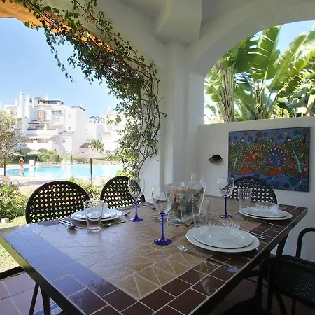 Las Adelfas Ii Apartment